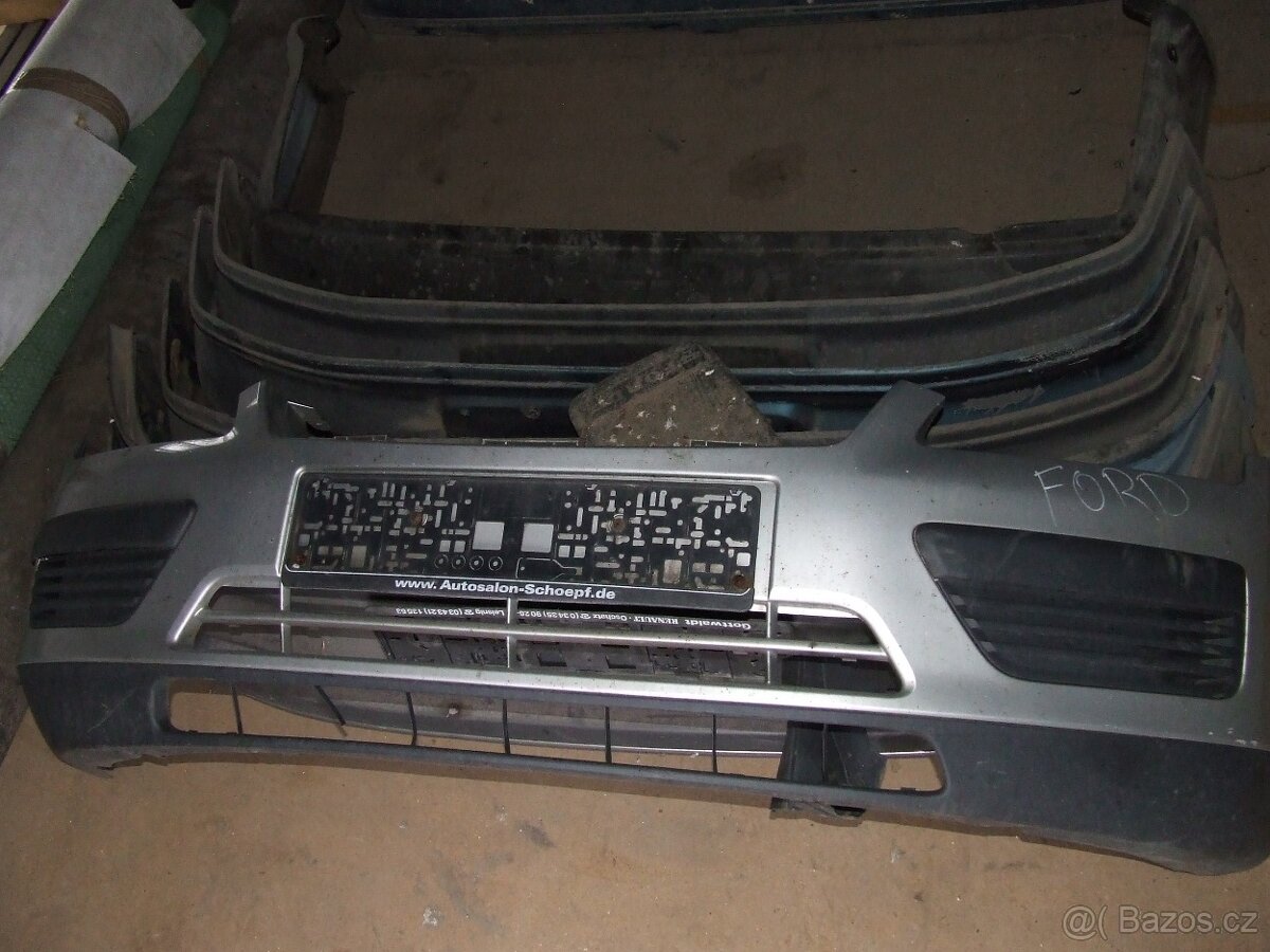Prodám náhradní díly Ford Focus MK2 kombi 1.6 16v - 12