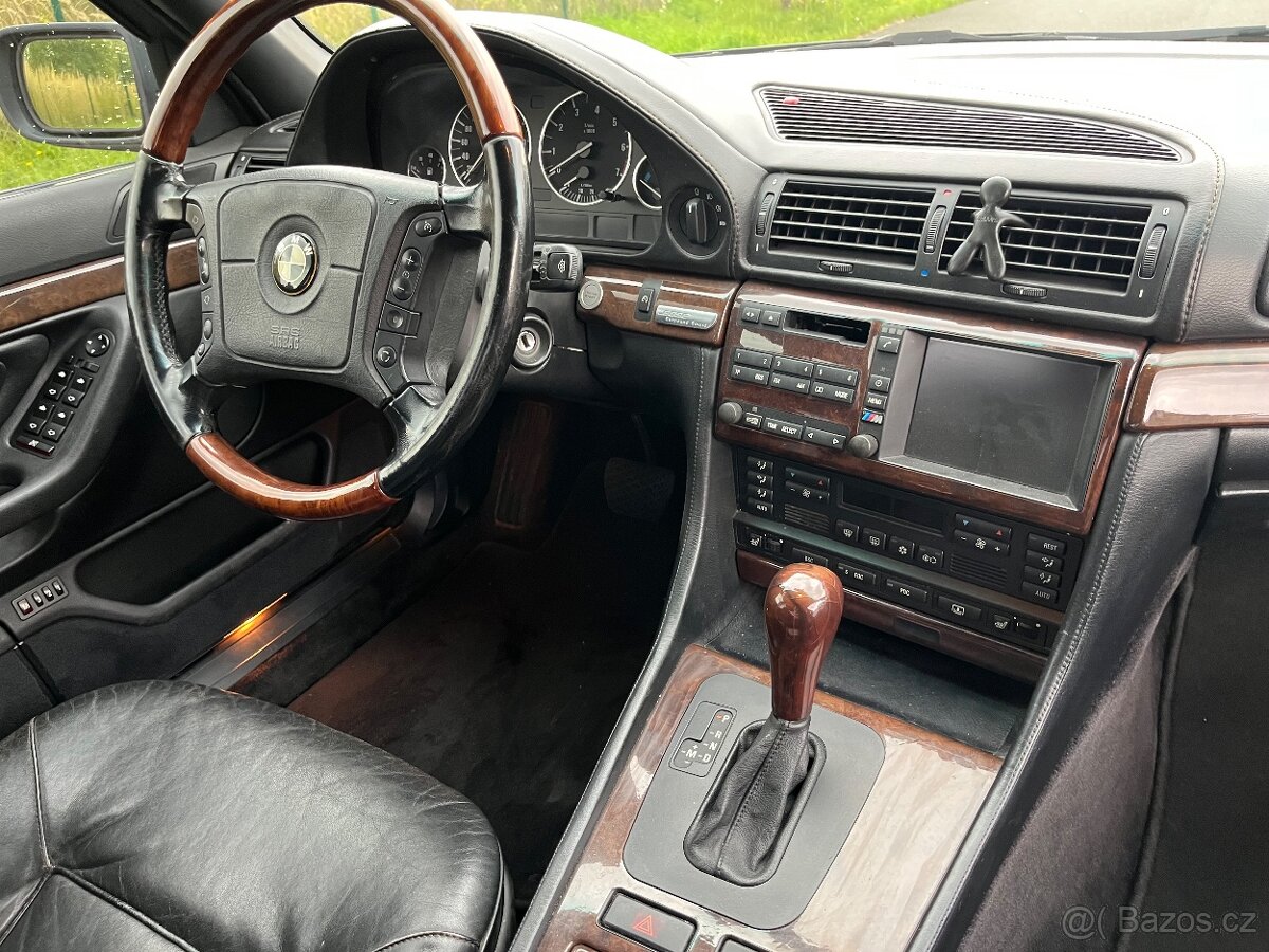 Bmw e38 750iL V12 240kw rok 1996 - 12