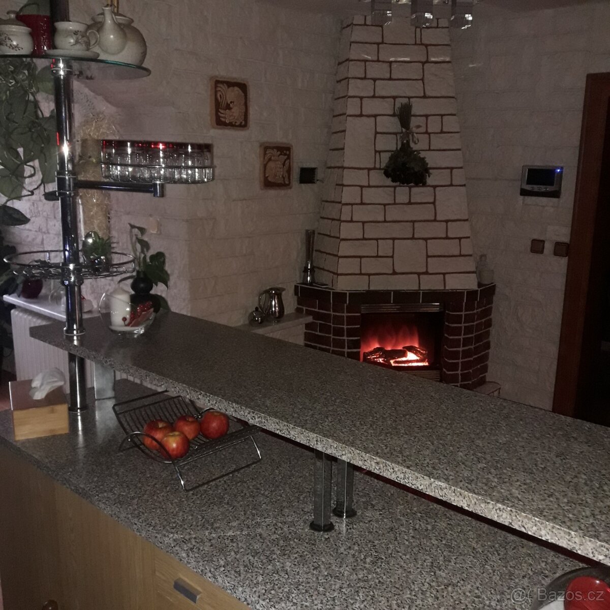 Prodej RD v Rousínově, užitná plocha 230m2, pozemek 1980m2 - 12