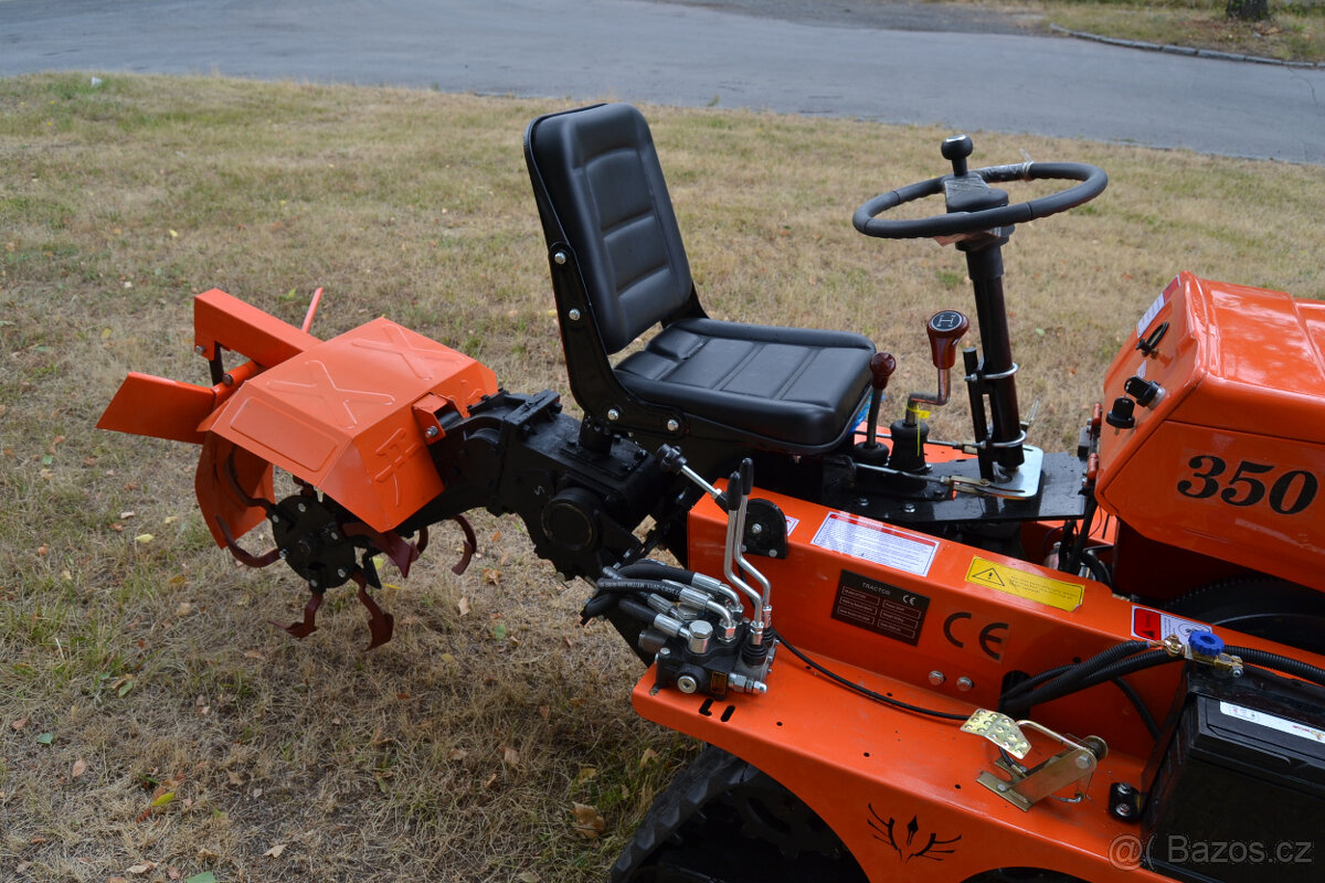 Pásový traktor HT35-Y - 12