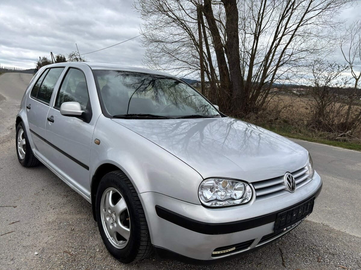 Vw Golf IV 1,4i 55kw - 12