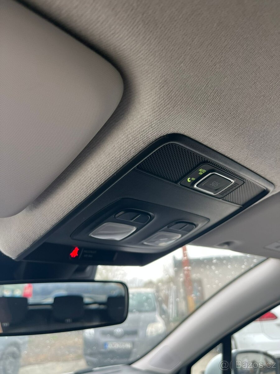 Renault Clio 1.6 E-TECH Hybrid - 12