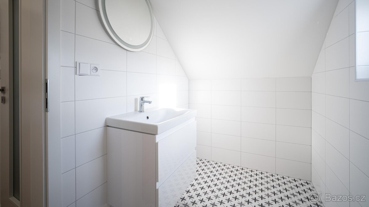 Prodej bytu 3kk 60 m² - 12