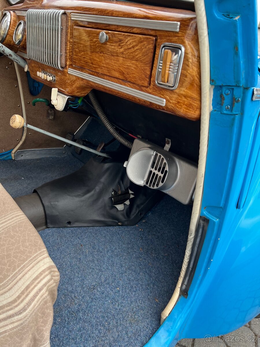 Škoda 1101 Tudor - 12