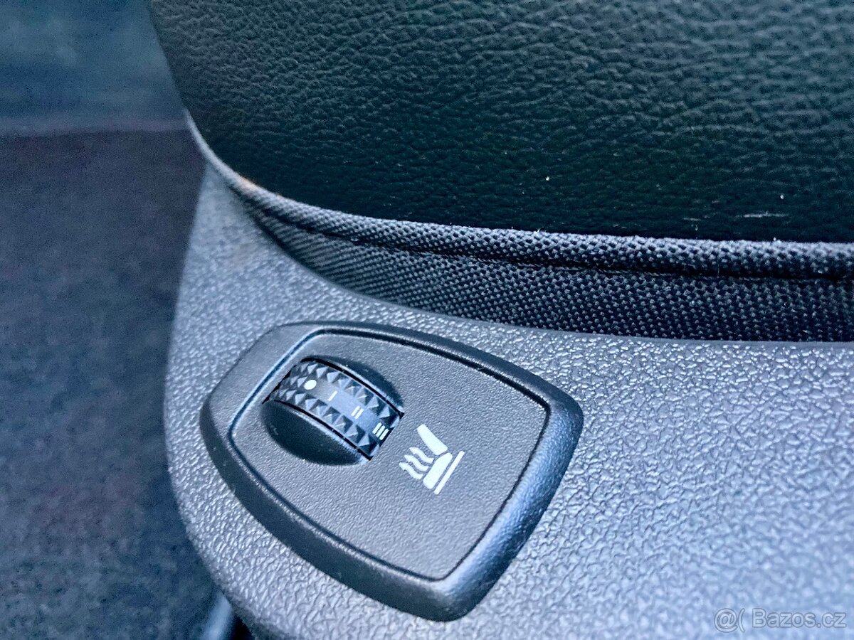 RENAULT LAGUNA III 2.0dci, 112 tis. km, ČR, 1. majitel - 12