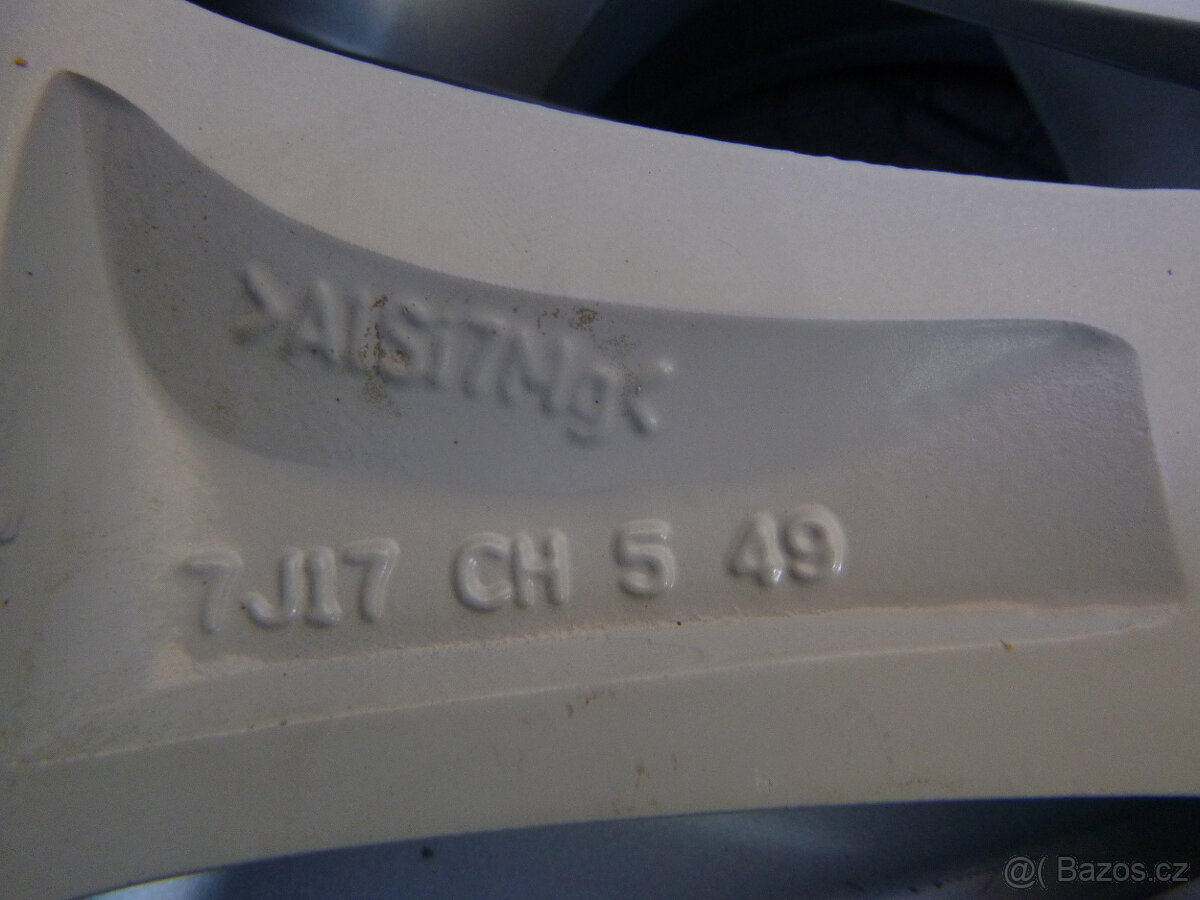 Letní sada alu disky - originál Renault 5x114,3 7Jx17 ET49 - 12