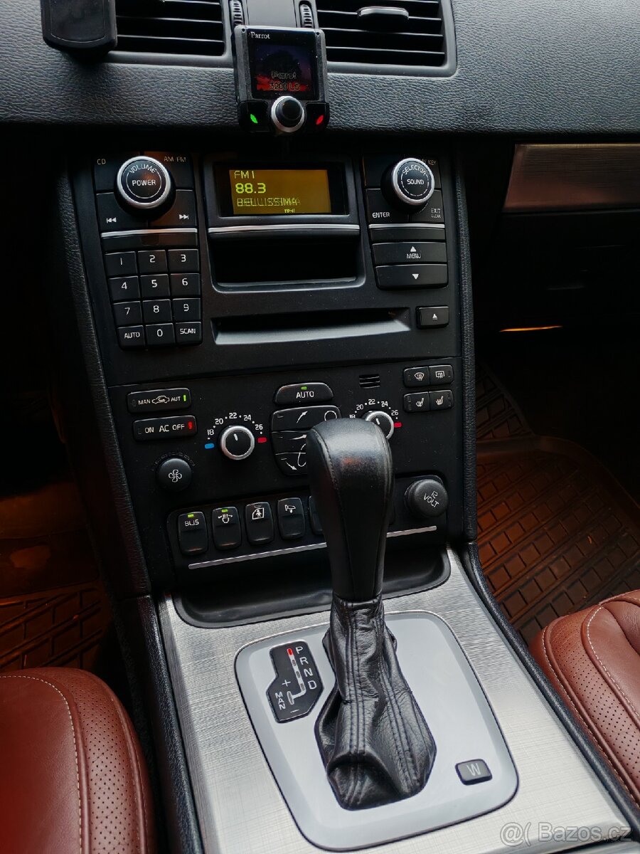 Volvo xc90 D5 136kw - 12