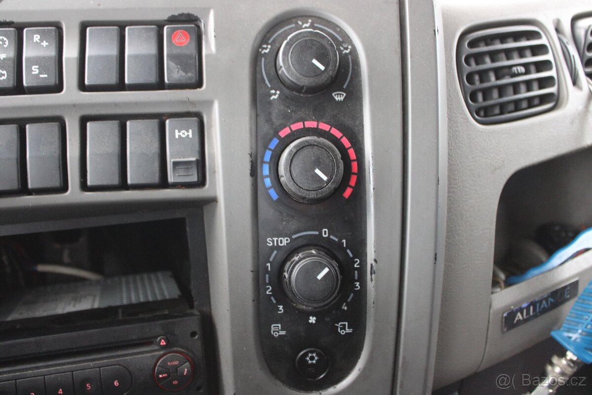 Renault MIDLUM 220, HYDRAULICKÉ ČELO, EURO 5 - 12