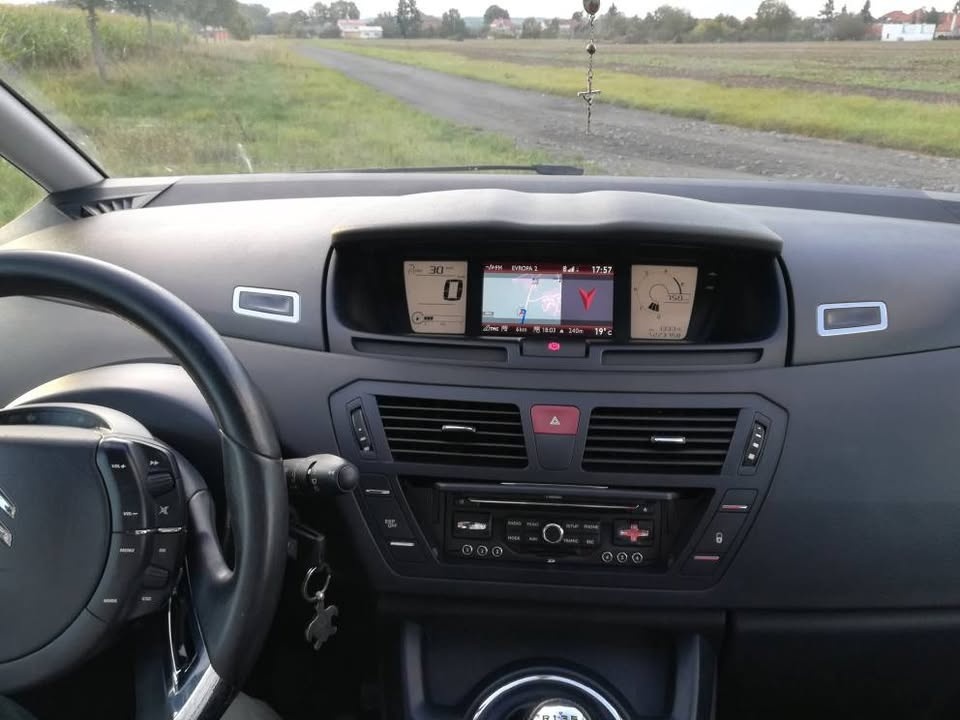 Citroen C4 Picasso - 12