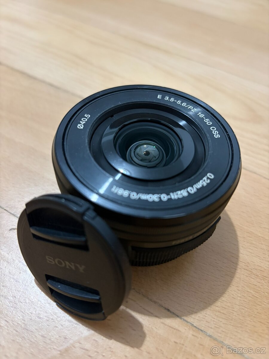 Sony A6000 + Sigma 30mm f/1.4 + SELP1650 + SEL55210 komplet - 12