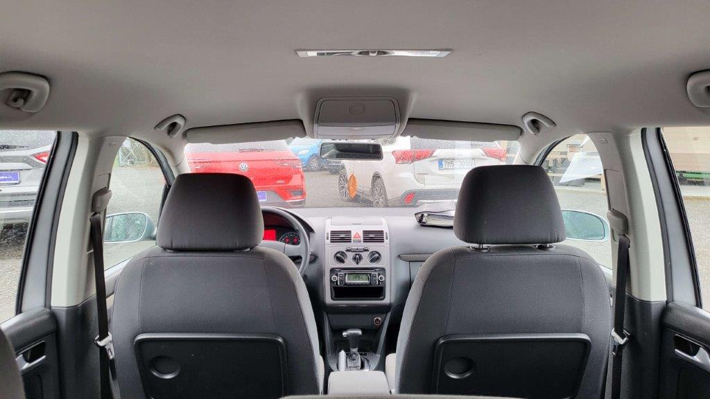 VOLKSWAGEN TOURAN 1.9TDI DSG TRENDLINE 77KW - 12