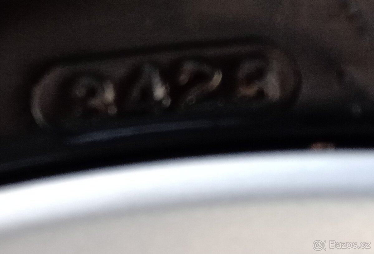 alu kola SUZUKI S CROSS - 12