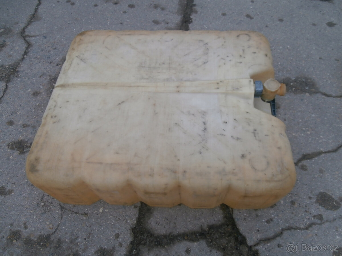 Pítko, krmítko, napájení dobytka, bazének 300 kč - 12