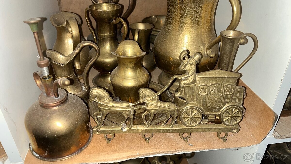 Sbírka mosazných předmětů - 12