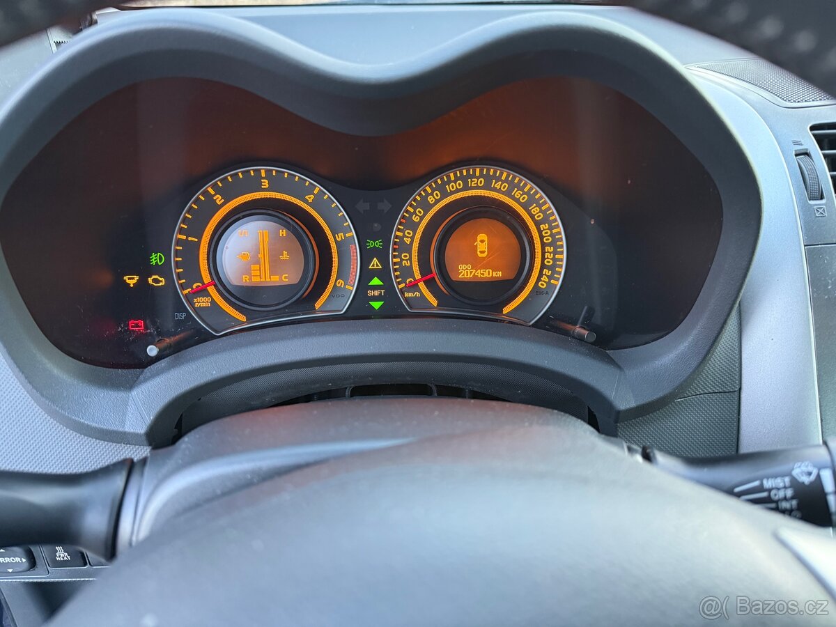 Toyota Auris 1.4 D-4D 66kw - 12