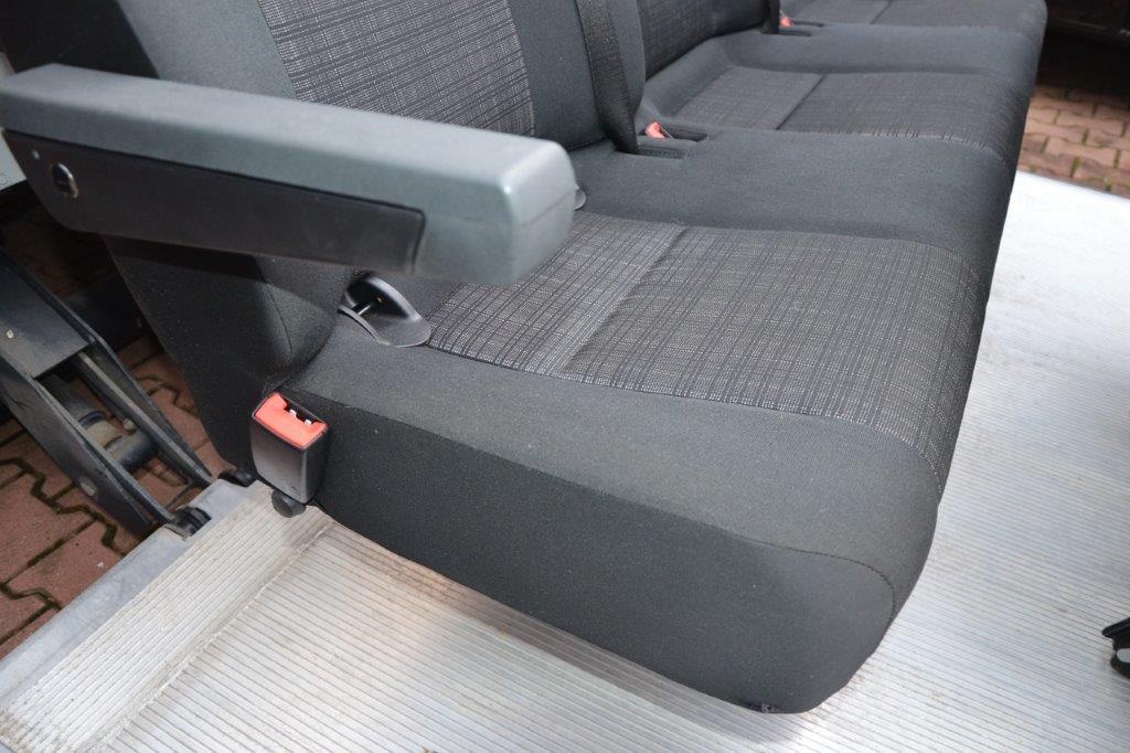 Mercedes Benz Sprinter sedačky - 12