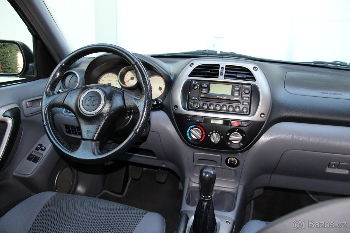 Toyota RAV4 2.0D-4D 116PS Spezial 4x4 - 12