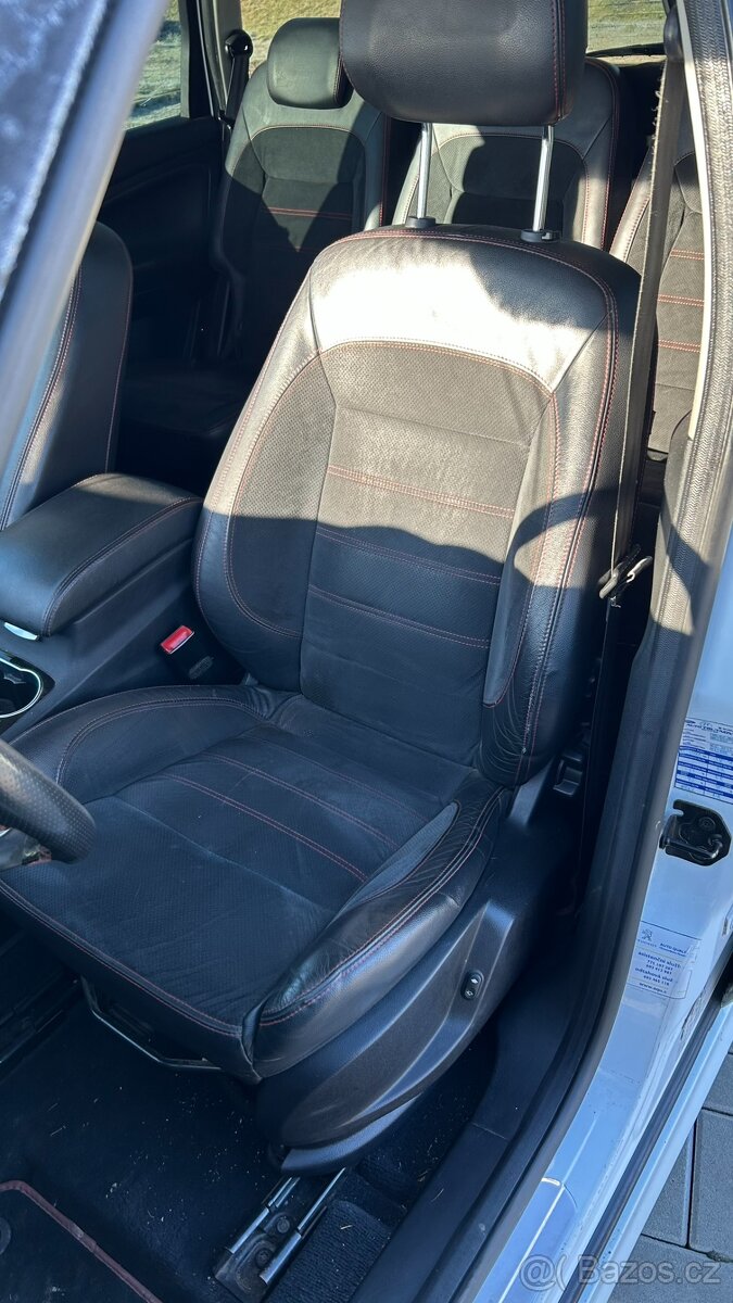 Ford S-max 2.2 147kw Titanium S, 7míst AT - 12