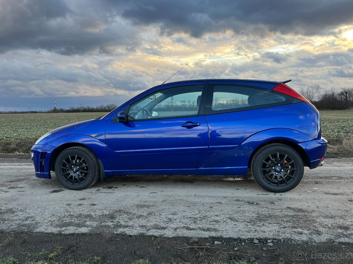 Ford Focus 1.6 74kW - 12