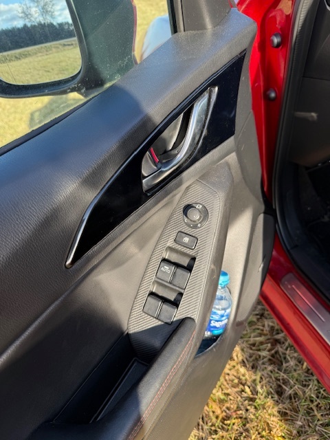 Mazda 3,... 2,2 Disel - 12