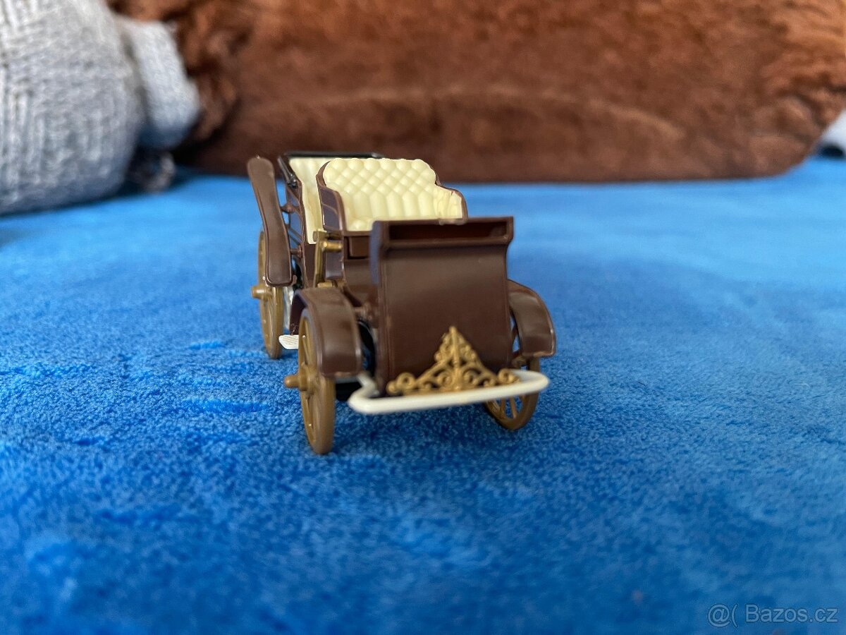 Tři retro autíčka - 12