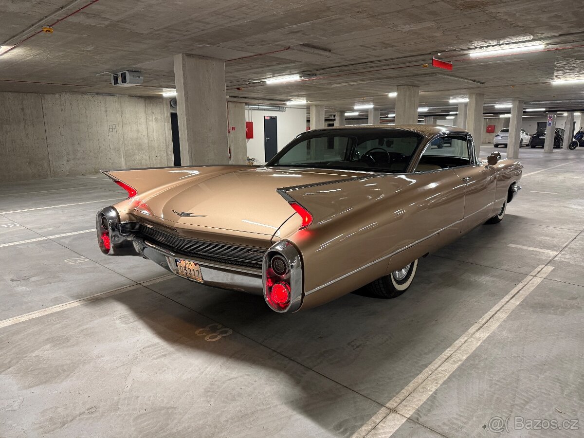 Cadillac Deville 1960 coupe - 12