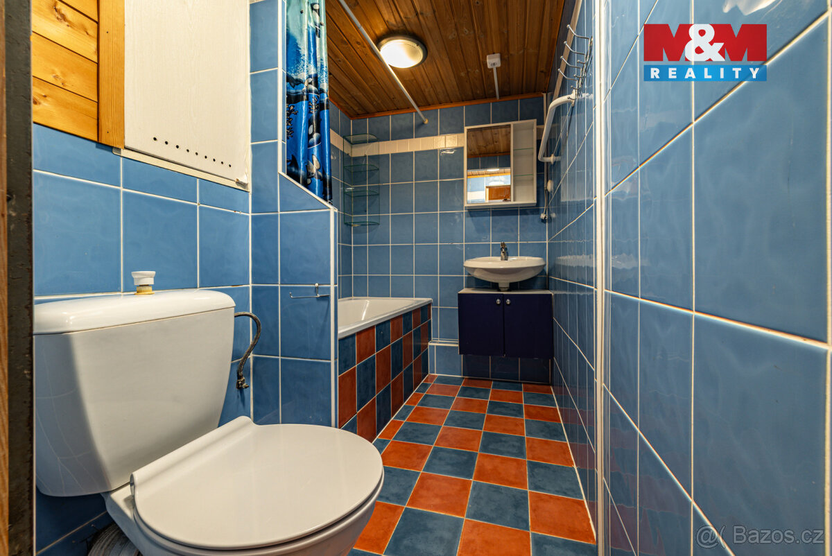 Pronájem bytu 3+1, 45 m², Karlovy Vary, ul. Krymská - 12