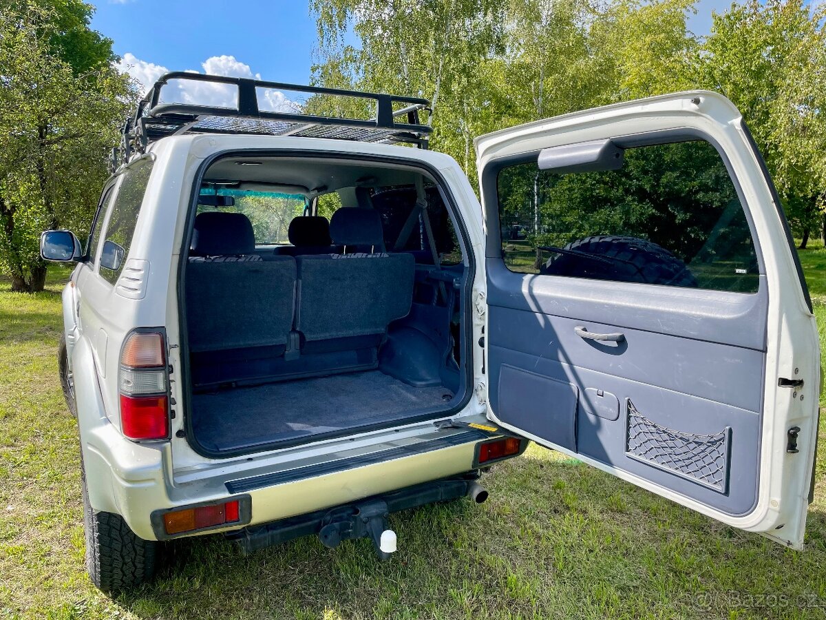 Toyota Land Cruiser KZJ 90 - 12