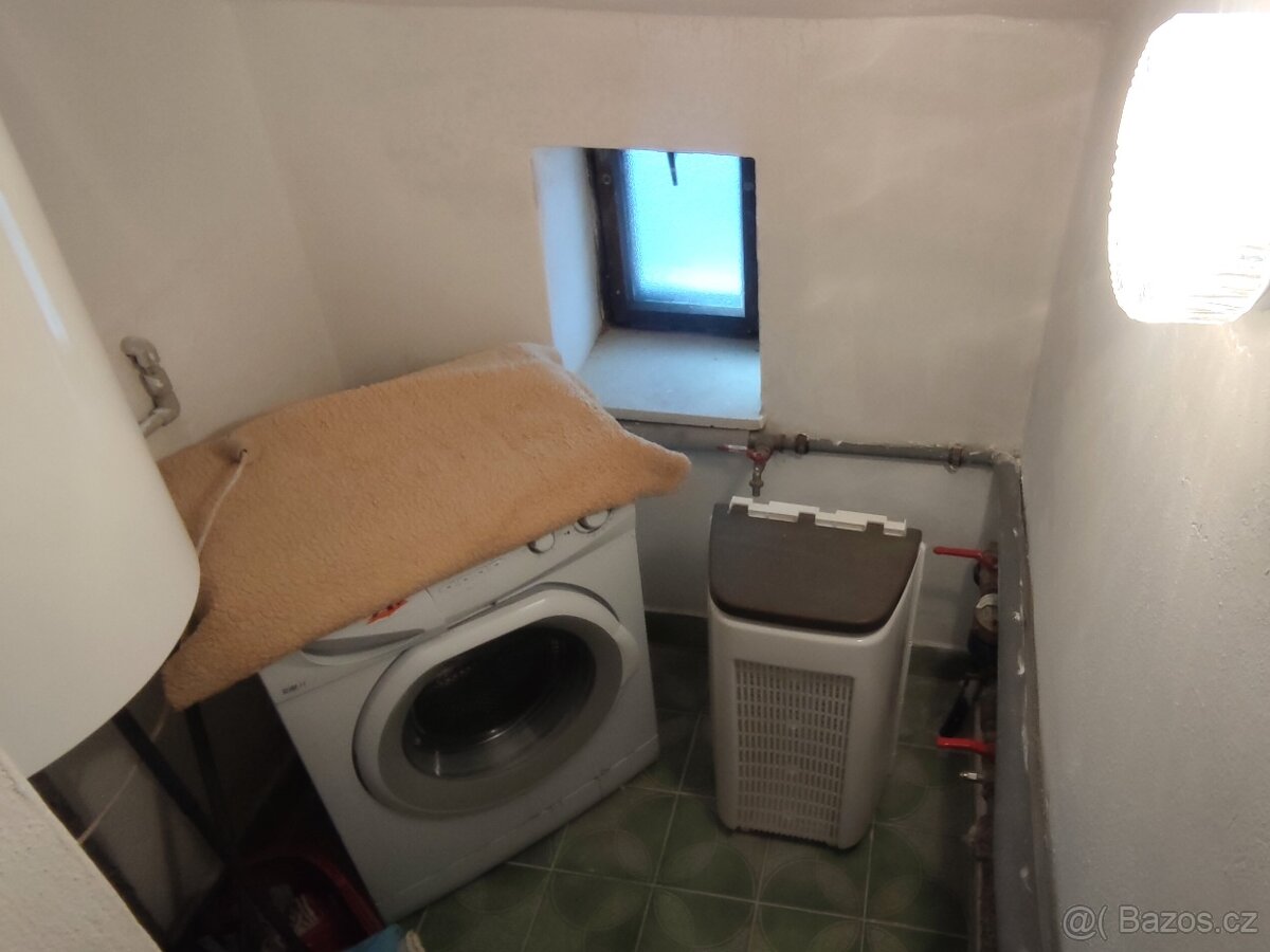 Rodinný dům k bydlení i rekreaci v Kotvrdovicích u Jedovnic - 12