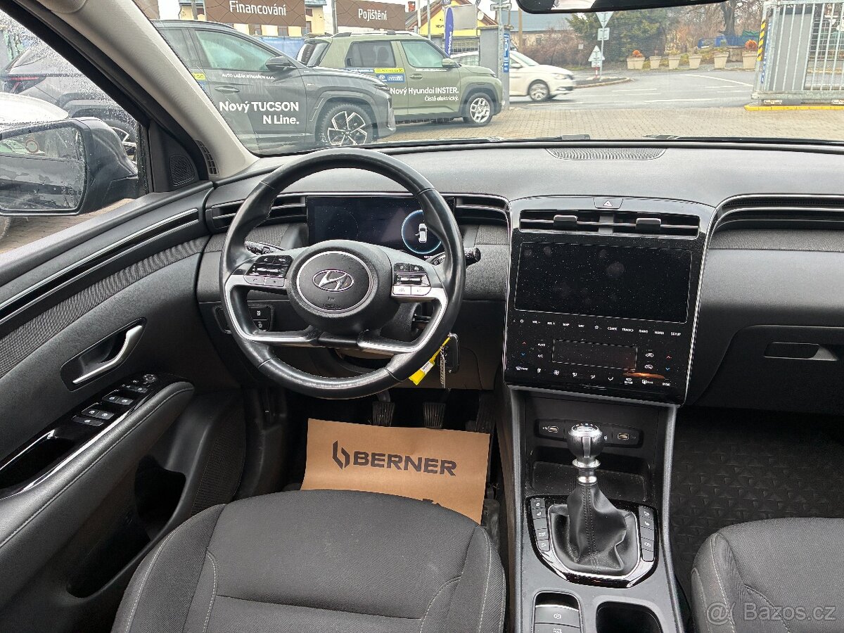 Hyundai Tucson 1.6T-GDi 110kW SMART NAVIGACE ZÁRUKA 1MAJITEL - 12