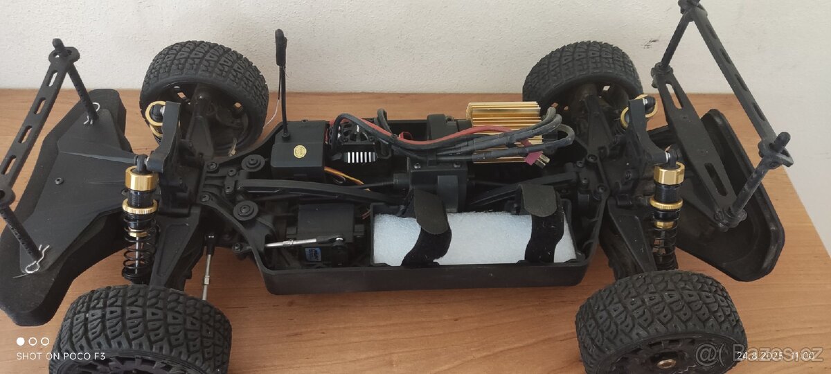 RC truggy 4x4 velikost 1:8 + nová baterie 14,8v 5400mAh.. - 12