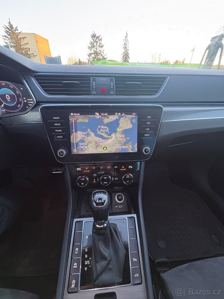 Škoda Superb Scout,2.0 TDI,Webasto,4x4,nové v CZ - 12