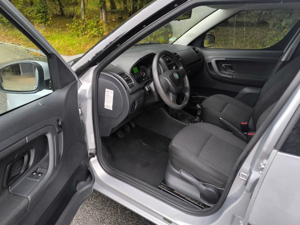ŠKODA ROOMSTER 1,6TDi- STYLE - 12