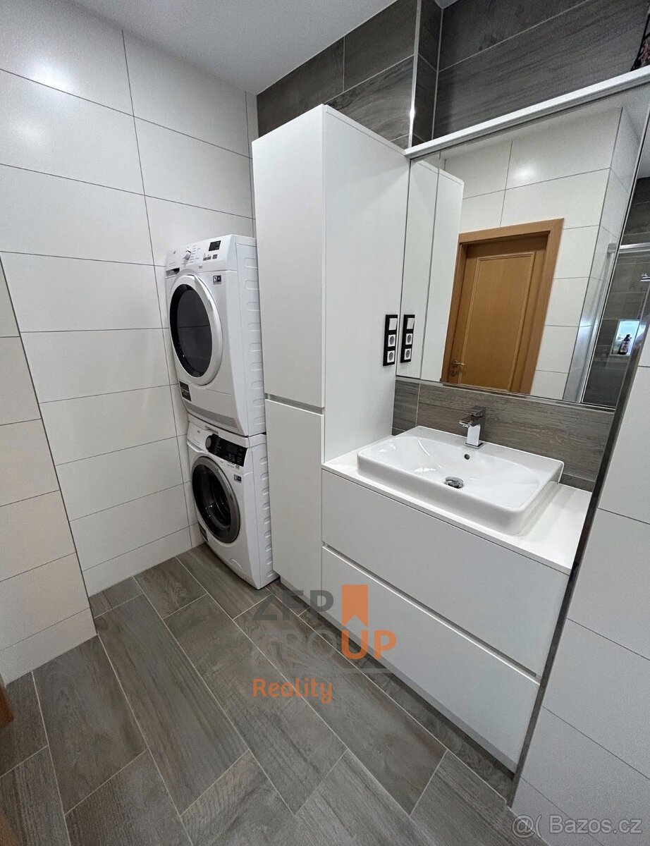 Prodej bytu 4+1 o rozloze 76 m², ulice U Trojáku, Zlín - 12