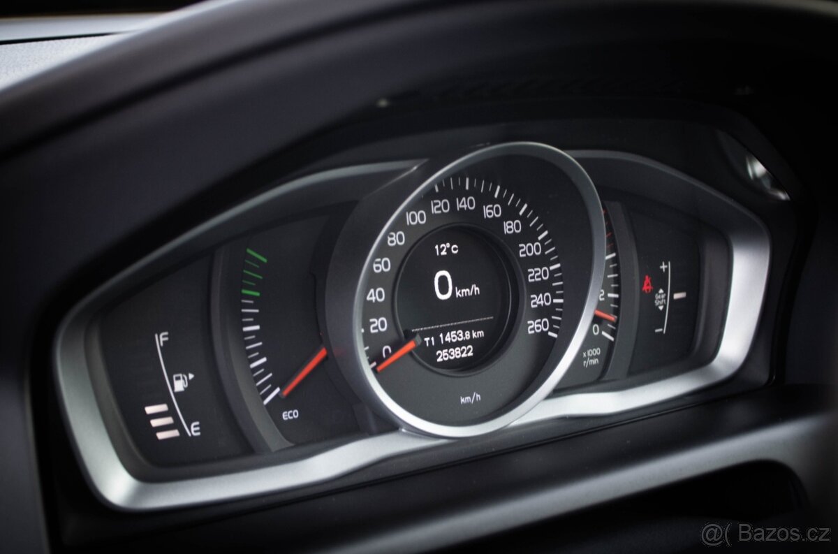 Volvo XC60 D3 - 12