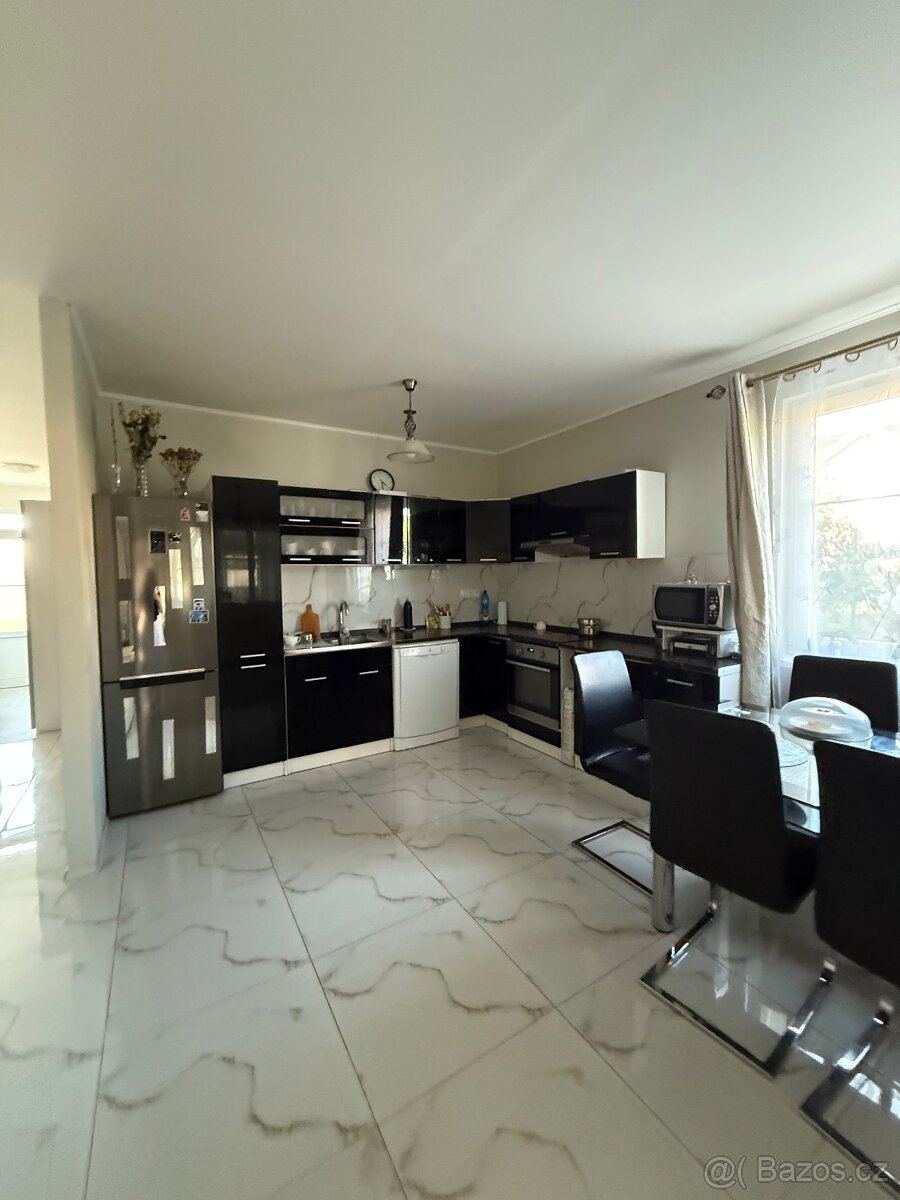 Prodej domu Postřižín, 80 m²+23 m², zahrada 474 m² - 12