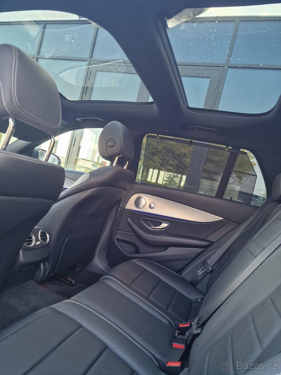 Mercedes-Benz E220d, kombi, panorama, Webasto, tažné, kůže - 12