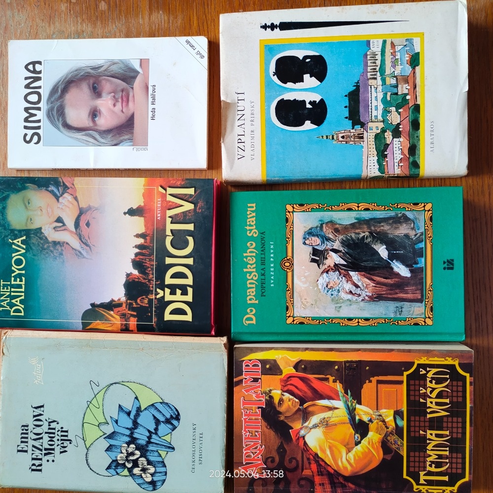 Různé knihy - 12
