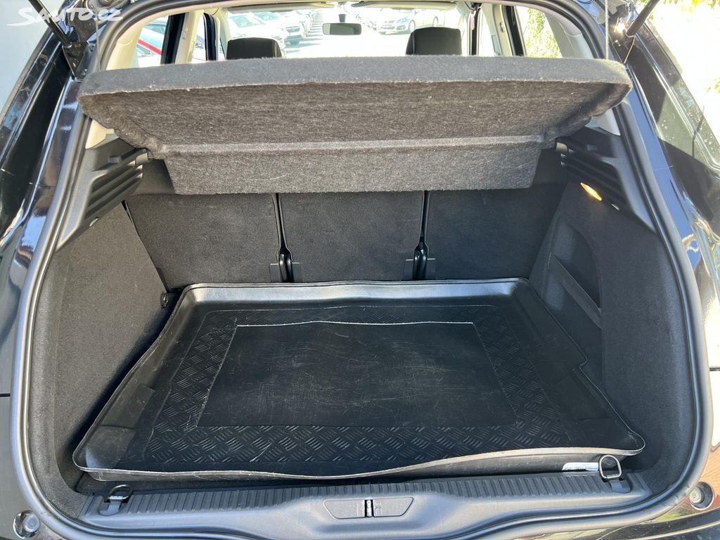 🚗 Citroën C4 Picasso 1.2i KLIMA TEMPOMAT ALU - 12