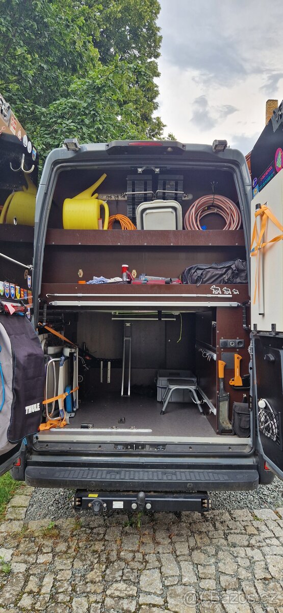 Iveco Daily obytná vestavba - 12