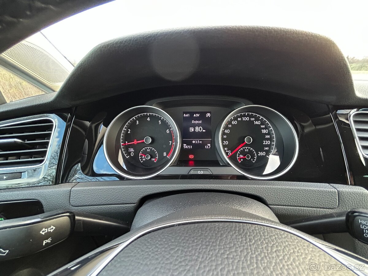 Prodám VW Golf 7 FC 1,0 tsi NAVI - 12