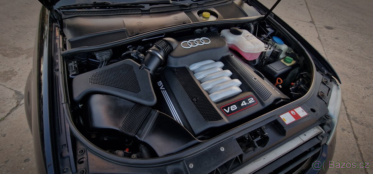 Audi S6 C5 Quattro 4.2 V8 MANUÁL - 12