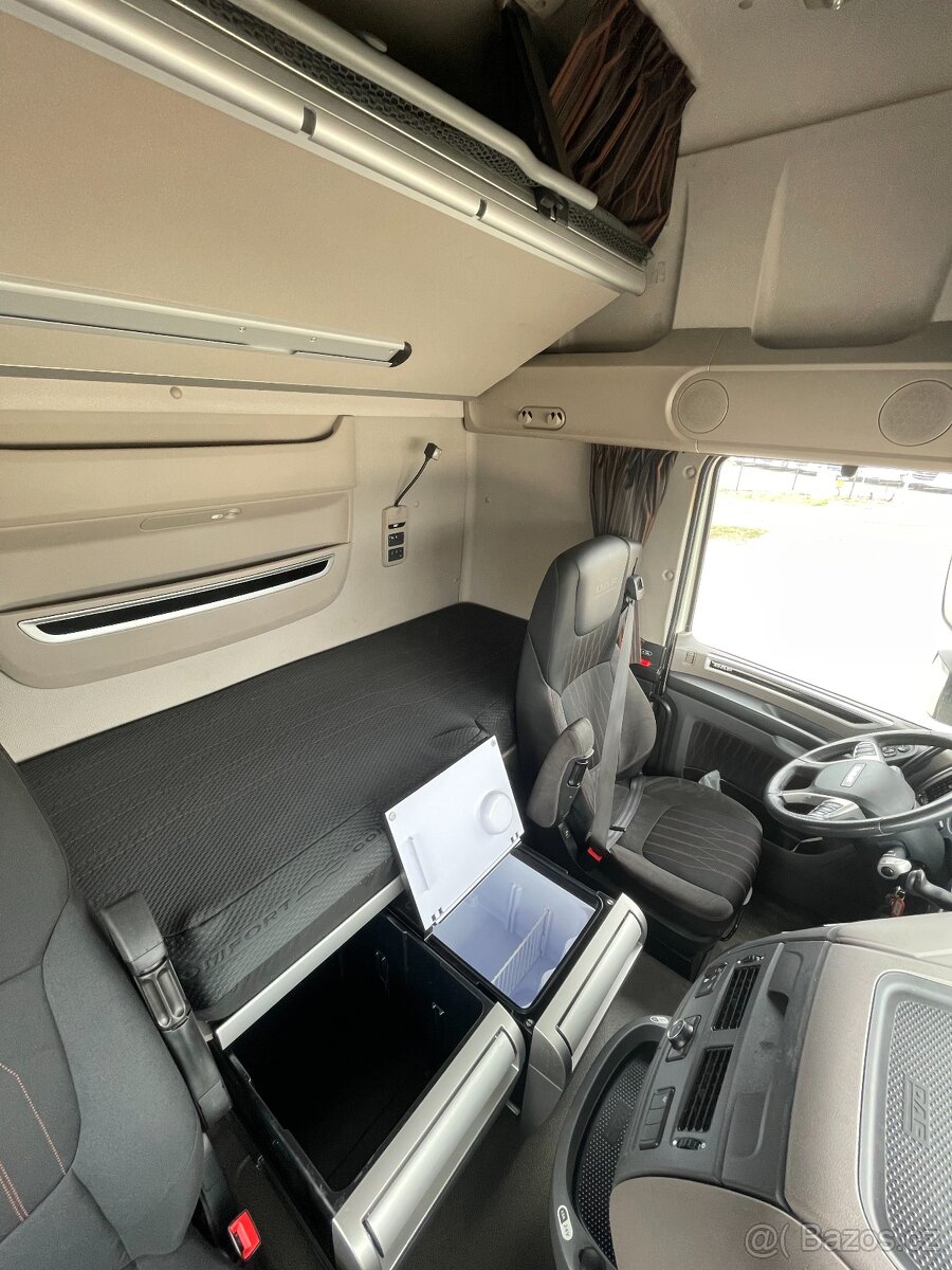 Prodám Tahač DAF XF480 - 12