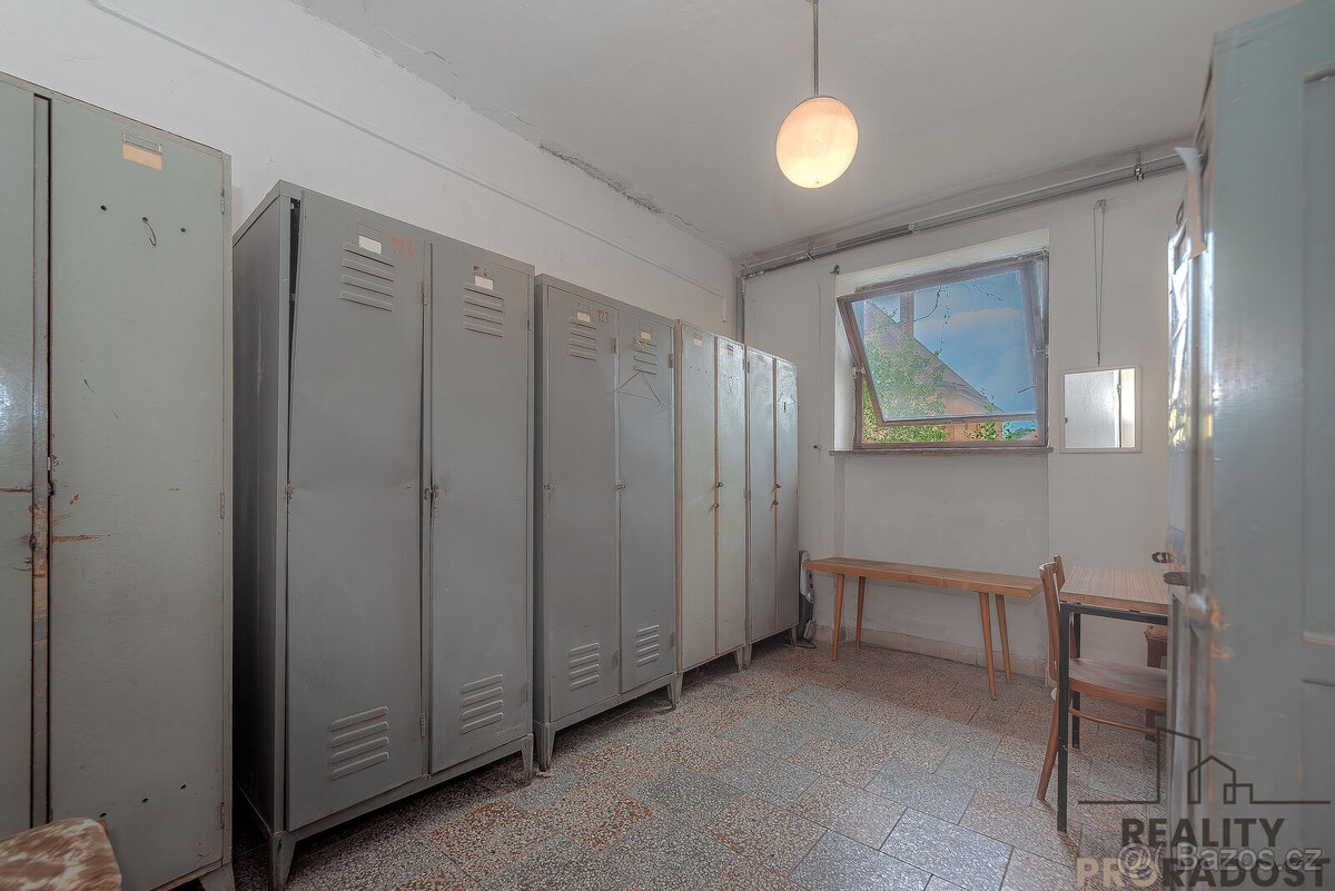 Prodej výrobního areálu v Moravském Krumlově - Rakšice, kome - 12