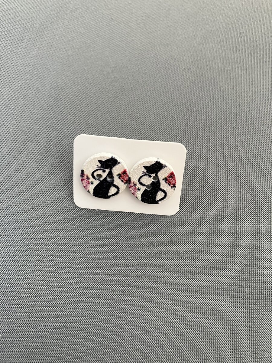 Drevene puzetove nausnice - 12