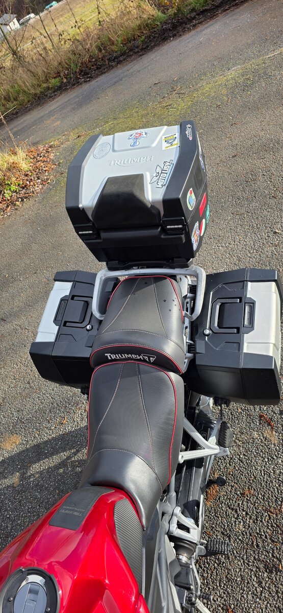 TRIUMPH 1200 EXPLORER - 12