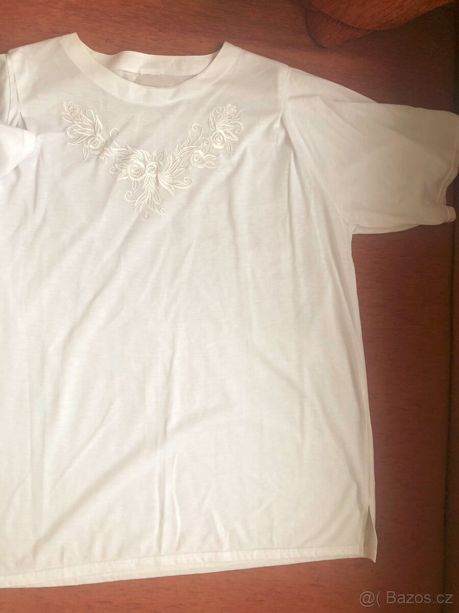 Bundy a svetry XXL - 12