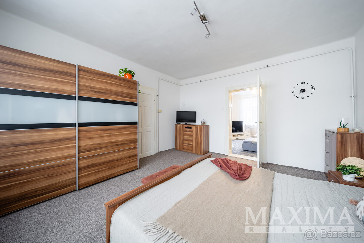 Dům 3+1 o ploše 98 m2 - Lišov, Lišov - 12