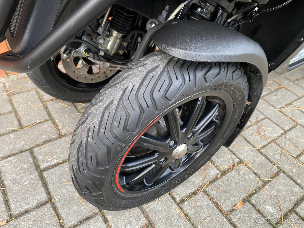 Gilera Fuoco 500 LT (2015) - 12