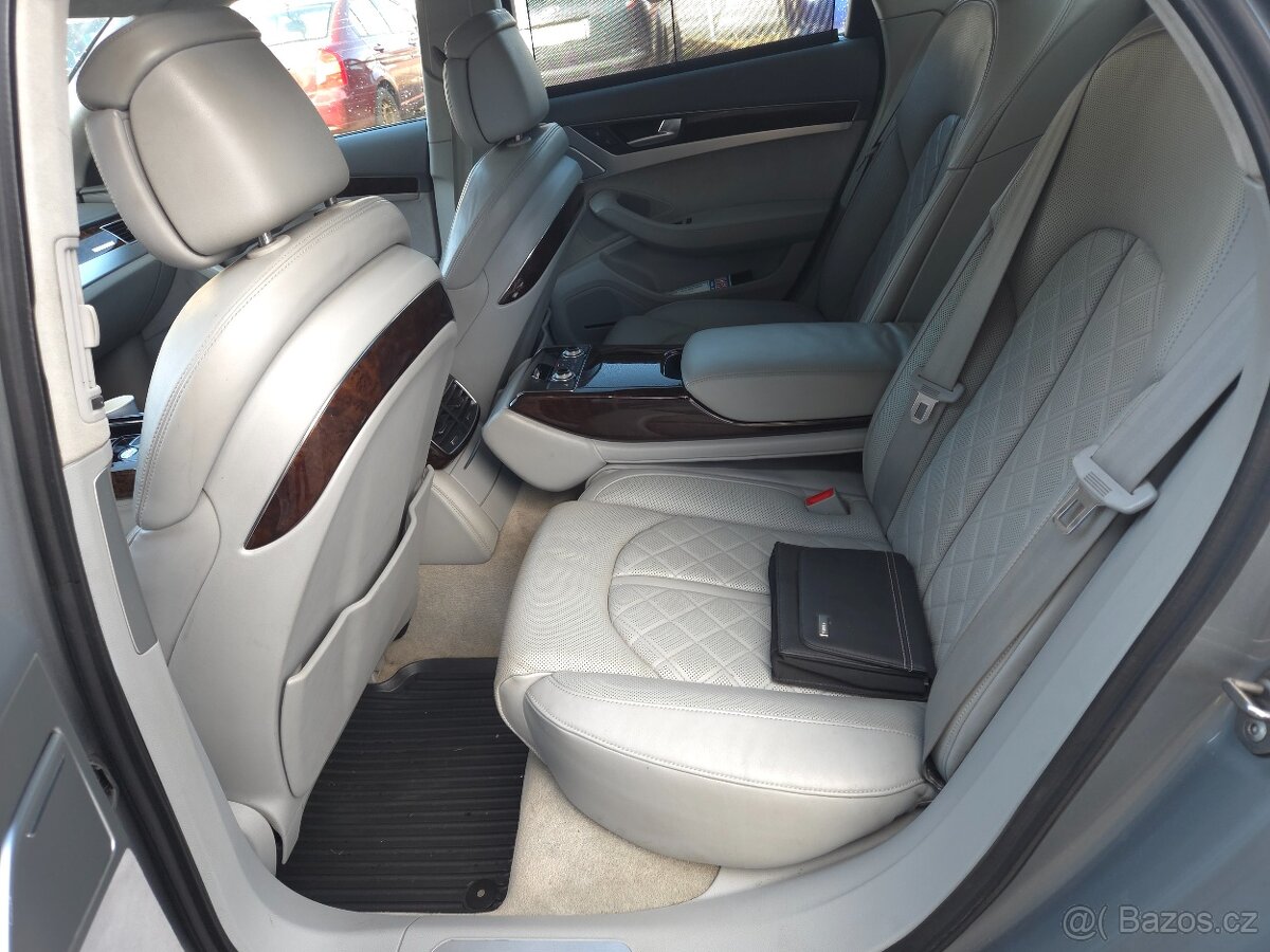 Audi A8, 4.2 TDI MAXIMÁLNÍ VÝBAVA - 12